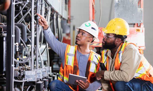 Best Commercial Electrician Services  in Manistee, MI